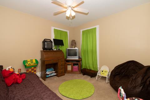 605 E Taylor St, Bloomington, IL 61701 photo 24