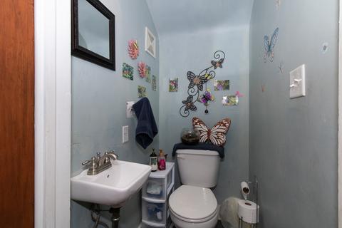 605 E Taylor St, Bloomington, IL 61701 photo 9