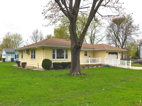 107 S Jackson St, Gardner, IL 60424 photo 3