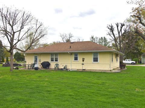 107 S Jackson St, Gardner, IL 60424 photo 9