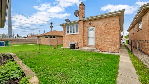 8627 Major Ave, Burbank, IL 60459 photo 23