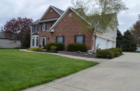 3202 Rusty Ln, Bloomington, IL 61704 photo 2