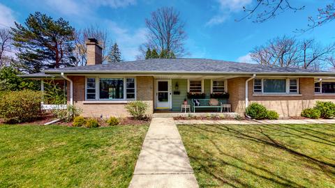 900 Juniper Rd, Glenview, IL 60025 photo 1