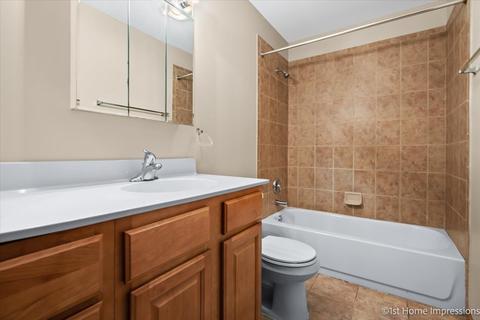 1224 E 72nd Pl, Chicago, IL 60619 photo 10