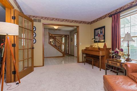 1925 Claremont Cc Cmn, Normal, IL 61761 photo 18