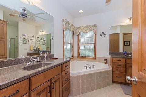 4 Brookline Ct, Bloomington, IL 61705 photo 21