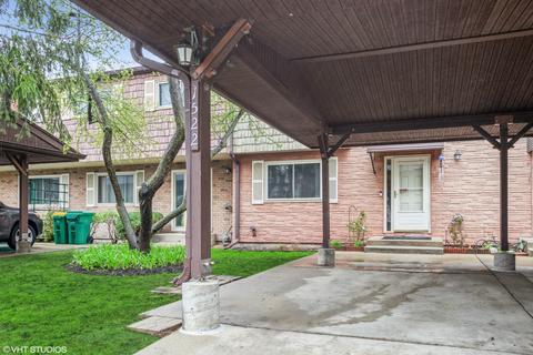 1522 Commanche Trl, Wheeling, IL 60090 photo 2