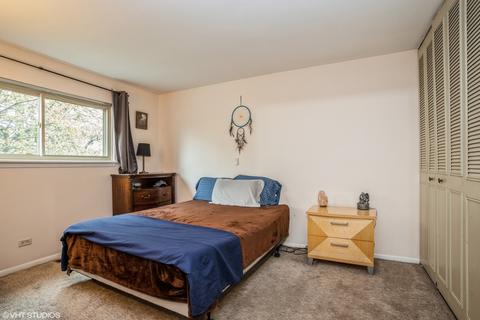 1522 Commanche Trl, Wheeling, IL 60090 photo 9