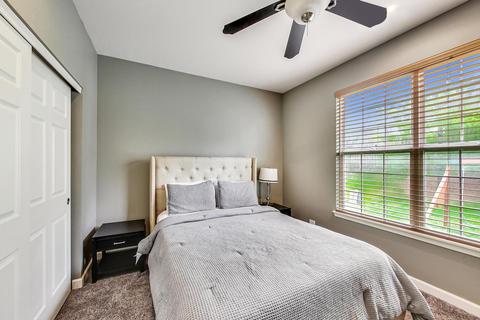 2221 Edgartown Ln, Hoffman Estates, IL 60192 photo 21