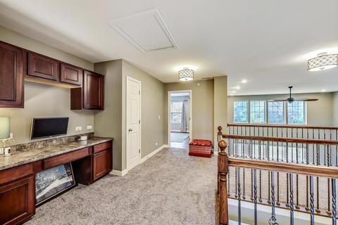 2221 Edgartown Ln, Hoffman Estates, IL 60192 photo 24