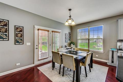 2221 Edgartown Ln, Hoffman Estates, IL 60192 photo 16