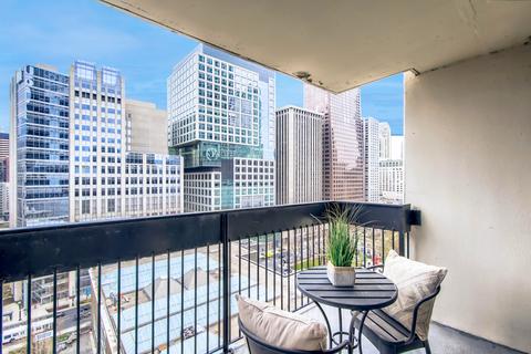 222 E Pearson St #1908, Chicago, IL 60611 photo 15