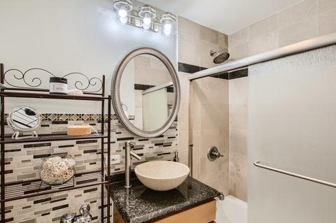 222 E Pearson St #1908, Chicago, IL 60611 photo 14