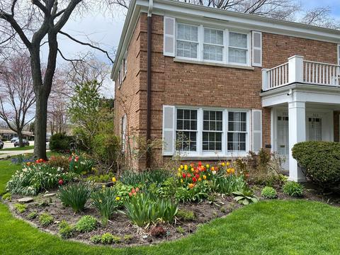 501 3rd St, Wilmette, IL 60091 photo 1