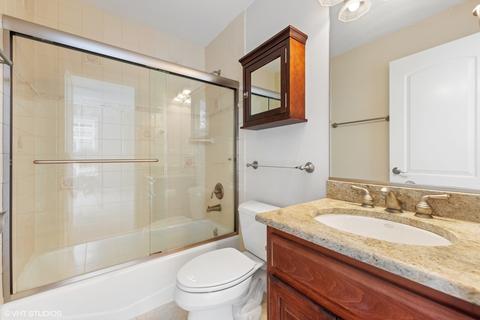 446 W 3rd St, Elmhurst, IL 60126 photo 20