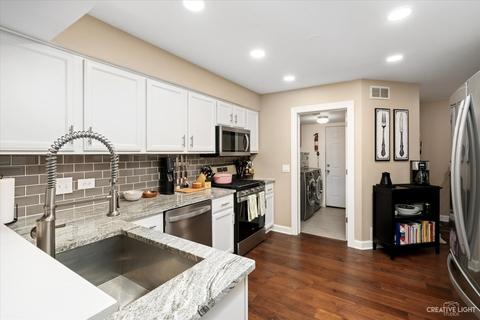 1180 Coldspring Rd, Elgin, IL 60120 photo 5