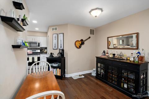 1180 Coldspring Rd, Elgin, IL 60120 photo 8