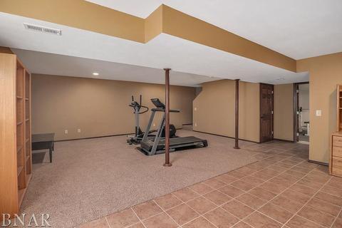 1260 Duck Horn Dr, Normal, IL 61761 photo 33