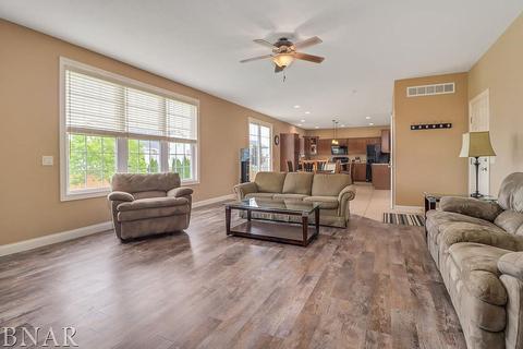 1260 Duck Horn Dr, Normal, IL 61761 photo 15