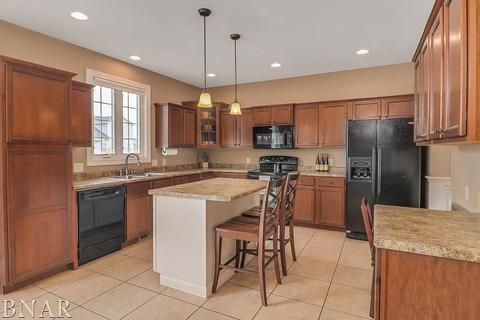 1260 Duck Horn Dr, Normal, IL 61761 photo 8