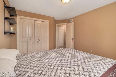 1260 Duck Horn Dr, Normal, IL 61761 photo 28