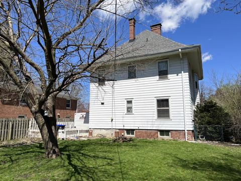 1509 E Washington St, Bloomington, IL 61701 photo 3