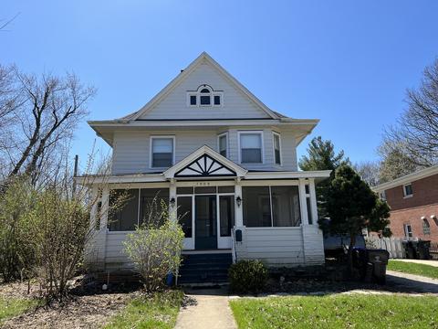 1509 E Washington St, Bloomington, IL 61701 photo 1