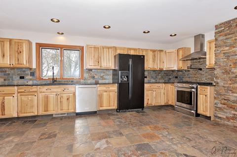 6909 Miller Rd, Hebron, IL 60034 photo 13