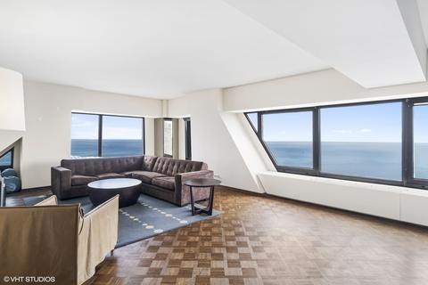 175 E Delaware Pl #7305, Chicago, IL 60611 photo 3