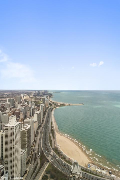175 E Delaware Pl #7305, Chicago, IL 60611 photo 11