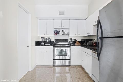 175 E Delaware Pl #7305, Chicago, IL 60611 photo 4