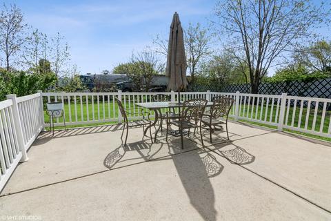 17907 Chartres Ct, Hazel Crest, IL 60429 photo 9