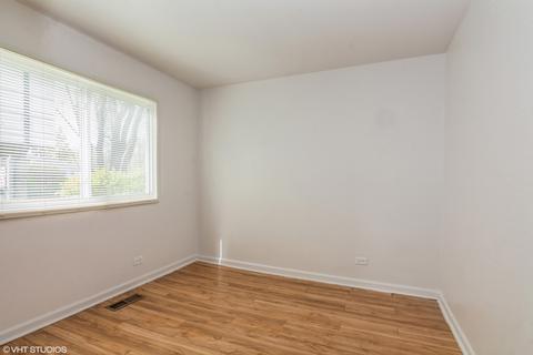 17907 Chartres Ct, Hazel Crest, IL 60429 photo 5