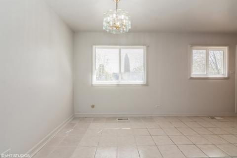 17907 Chartres Ct, Hazel Crest, IL 60429 photo 4
