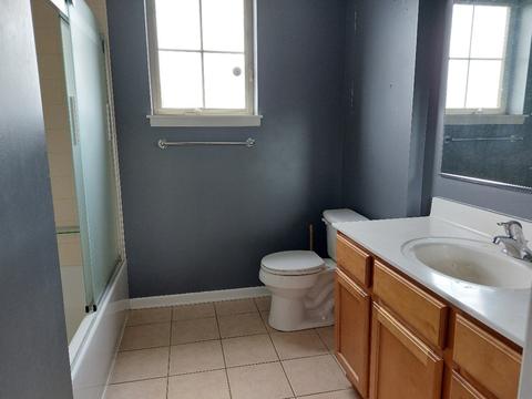 715 Astor Ln #208, Wheeling, IL 60090 photo 6