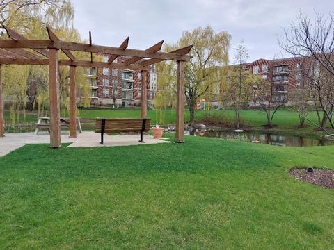 715 Astor Ln #208, Wheeling, IL 60090 photo 12