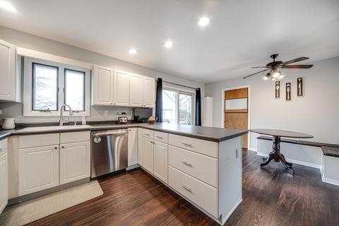 1009 Hayden Dr, Mchenry, IL 60051 photo 10