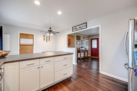 1009 Hayden Dr, Mchenry, IL 60051 photo 12
