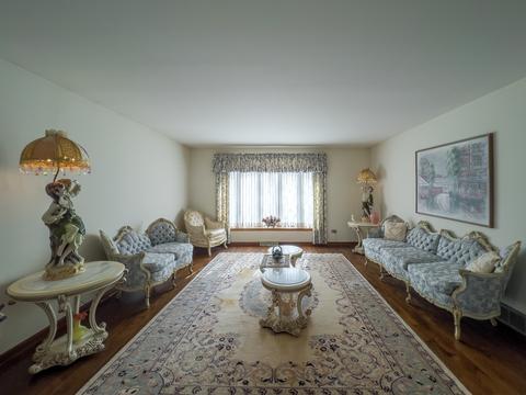 7638 S Octavia Ave, Bridgeview, IL 60455 photo 2