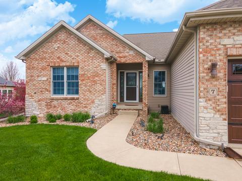 7 Fiddlestix Ct, Bloomington, IL 61705 photo 9
