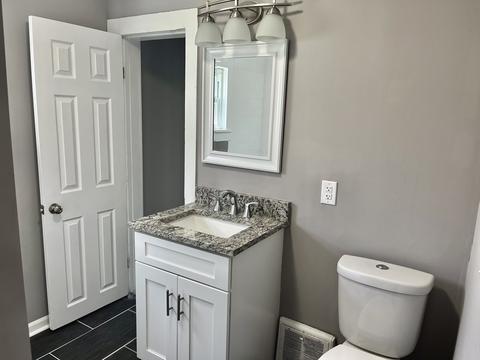 409 E North St, Peotone, IL 60468 photo 15