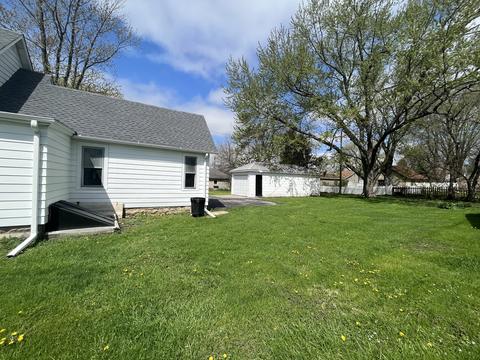 409 E North St, Peotone, IL 60468 photo 20