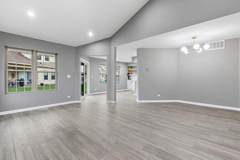 702 Brandon Pl, Wheeling, IL 60090 photo 13