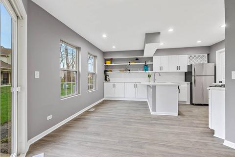 702 Brandon Pl, Wheeling, IL 60090 photo 9