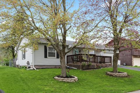 11 Ivey Ct, Bloomington, IL 61701 photo 2