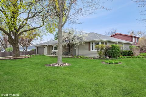 1403 N Scott St, Wheaton, IL 60187 photo 2
