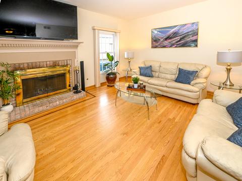 1370 E Thacker St, Schaumburg, IL 60173 photo 12