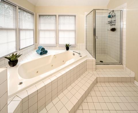 1370 E Thacker St, Schaumburg, IL 60173 photo 18