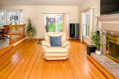 1370 E Thacker St, Schaumburg, IL 60173 photo 13