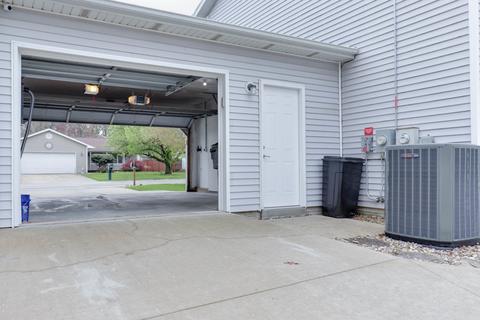 39 Edgewood Ct, Bloomington, IL 61701 photo 33